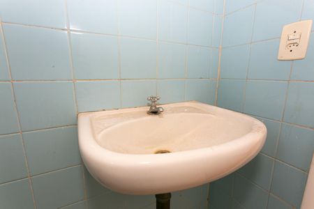 Apartamento para alugar com 73m², 2 quartos e sem vagaBanheiro