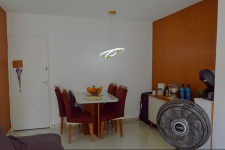 Sala de apartamento à venda com 2 quartos, 48m² em Taquara, Rio de Janeiro