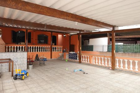 Casa à venda com 200m², 3 quartos e 3 vagasQuintal e área da churrasqueira