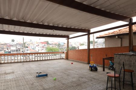 Casa à venda com 200m², 3 quartos e 3 vagasQuintal e área da churrasqueira