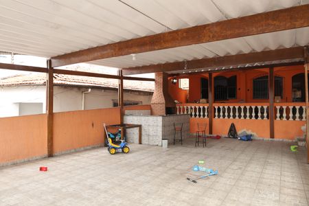 Casa à venda com 200m², 3 quartos e 3 vagasQuintal e área da churrasqueira