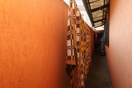 Casa à venda com 200m², 3 quartos e 3 vagasCorredores externos