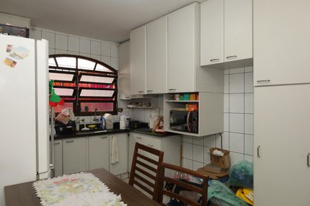 Casa à venda com 200m², 3 quartos e 3 vagasCozinha
