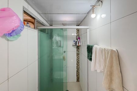 Apartamento à venda com 75m², 3 quartos e 1 vaga Apartamento à venda com 75m², 3 quartos e 1 vagaBanheiro Social