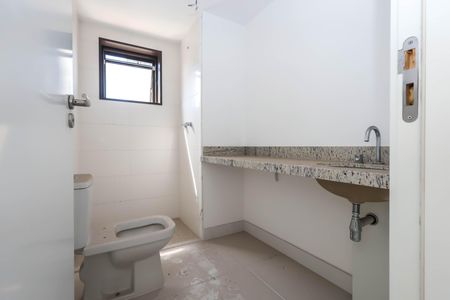 Apartamento à venda com 120m², 2 quartos e 2 vagasBanheiro da Suíte 2