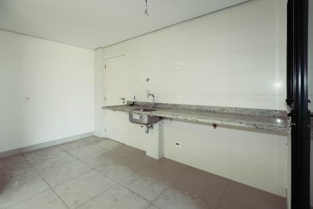 Apartamento à venda com 120m², 2 quartos e 2 vagasCozinha