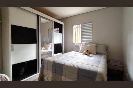 Casa para alugar com 2 quartos, 80m² em Vila Mangalot, São Paulo