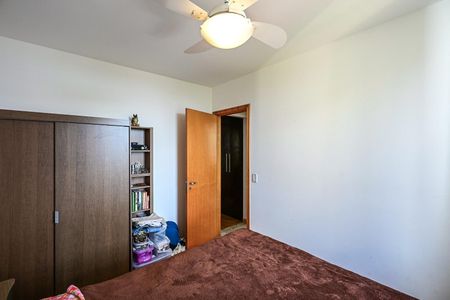 Apartamento para alugar com 112m², 2 quartos e 3 vagasQuarto