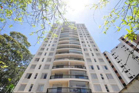 Apartamento para alugar com 112m², 2 quartos e 3 vagasFachada