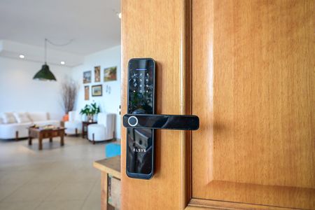 Apartamento para alugar com 112m², 2 quartos e 3 vagasFechadura Eletrônica