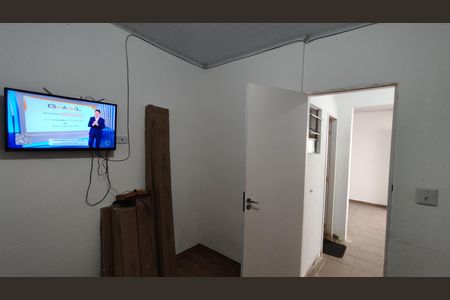 Sala de casa à venda com 2 quartos, 81m² em Vila Carmosina, São Paulo