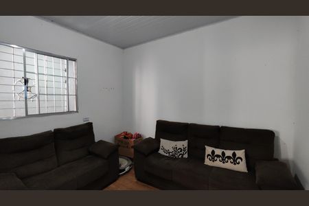 Sala de casa à venda com 2 quartos, 81m² em Vila Carmosina, São Paulo