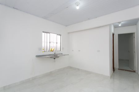 Casa para alugar com 81m², 1 quarto e 2 vagasCozinha 