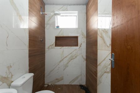 Casa para alugar com 81m², 1 quarto e 2 vagasBanheiro 