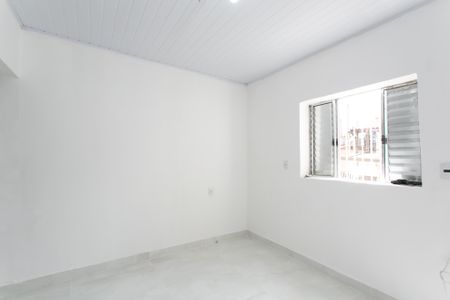 Casa para alugar com 81m², 1 quarto e 2 vagasSala