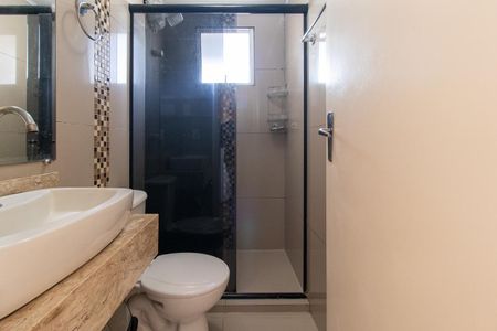 Banheiro Social de apartamento para alugar com 2 quartos, 42m² em Santo Antônio, São José dos Pinhais