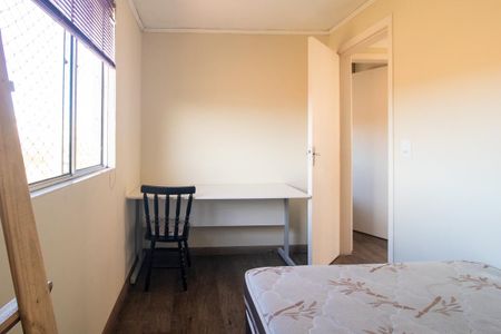 Quarto 2 de apartamento para alugar com 2 quartos, 42m² em Santo Antônio, São José dos Pinhais
