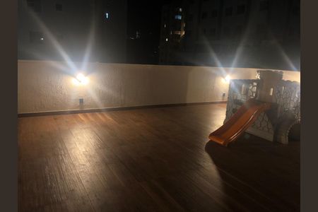 Apartamento à venda com 55m², 2 quartos e 1 vaga