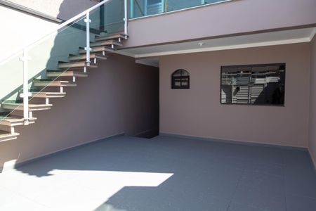 Casa à venda com 150m², 3 quartos e 2 vagasGaragem