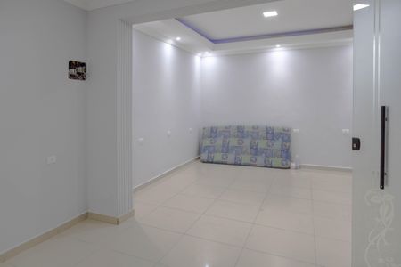 Casa à venda com 150m², 3 quartos e 2 vagasSala