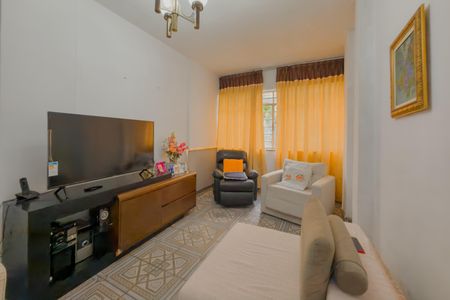 Apartamento para alugar com 103m², 3 quartos e sem vaga Apartamento para alugar com 103m², 3 quartos e sem vagaSala