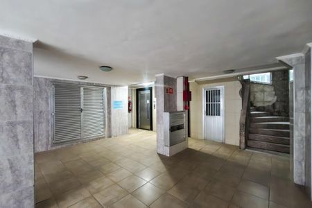 Hall de entrada de apartamento para alugar com 1 quarto, 40m² em Guilhermina, Praia Grande