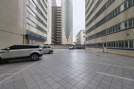 Garagem de apartamento para alugar com 1 quarto, 40m² em Guilhermina, Praia Grande