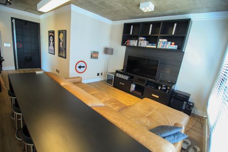 Apartamento à venda com 70m², 2 quartos e 1 vaga Apartamento à venda com 70m², 2 quartos e 1 vagaSala