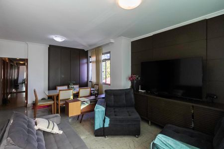 Apartamento à venda com 135m², 4 quartos e 3 vagasSala