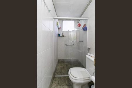 Apartamento à venda com 135m², 4 quartos e 3 vagasBanheiro social 2