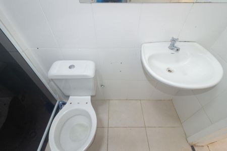 Apartamento para alugar com 48m², 2 quartos e 1 vaga Apartamento para alugar com 48m², 2 quartos e 1 vagaBanheiro