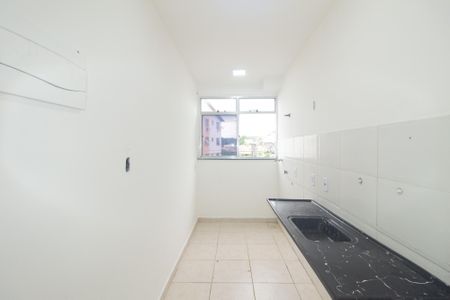 Apartamento para alugar com 48m², 2 quartos e 1 vaga Apartamento para alugar com 48m², 2 quartos e 1 vagaCozinha e Área de Serviço