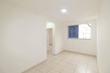 Sala de apartamento para alugar com 2 quartos, 48m² em Campo Grande, Rio de Janeiro