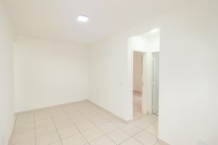 Sala de apartamento para alugar com 2 quartos, 48m² em Campo Grande, Rio de Janeiro