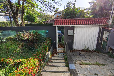 Casa de condomínio à venda com 217m², 3 quartos e 2 vagasÁrea Externa
