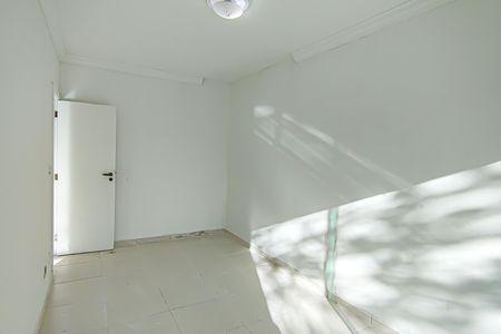 Casa de condomínio à venda com 217m², 3 quartos e 2 vagasQuarto