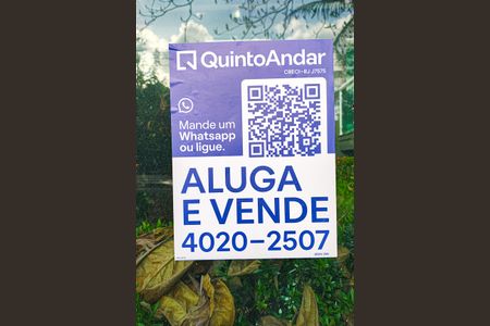 Casa de condomínio à venda com 217m², 3 quartos e 2 vagasPlaca