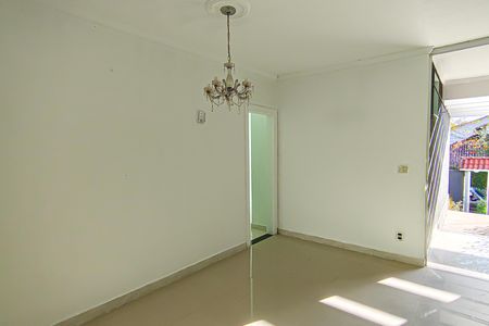 Sala de casa de condomínio à venda com 3 quartos, 217m² em Jacarepaguá, Rio de Janeiro