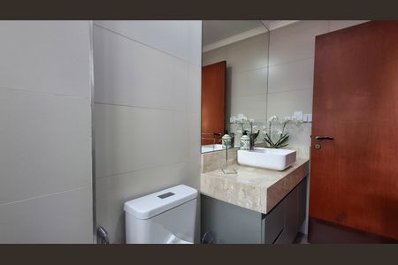 Apartamento à venda com 164m², 4 quartos e 2 vagasBanheiro da Suite