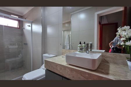 Apartamento à venda com 164m², 4 quartos e 2 vagasBanheiro da Suite