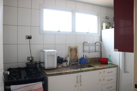 Apartamento à venda com 89m², 2 quartos e 2 vagasCozinha