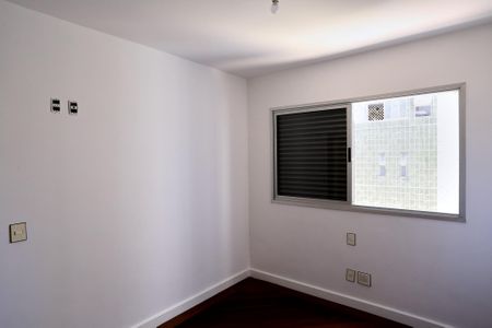 Apartamento à venda com 140m², 4 quartos e 3 vagas Apartamento à venda com 140m², 4 quartos e 3 vagasQuarto 1