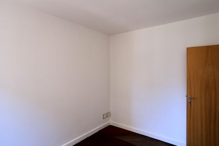 Apartamento à venda com 140m², 4 quartos e 3 vagas Apartamento à venda com 140m², 4 quartos e 3 vagasQuarto 1