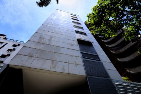 Apartamento à venda com 140m², 4 quartos e 3 vagas Apartamento à venda com 140m², 4 quartos e 3 vagasFachada