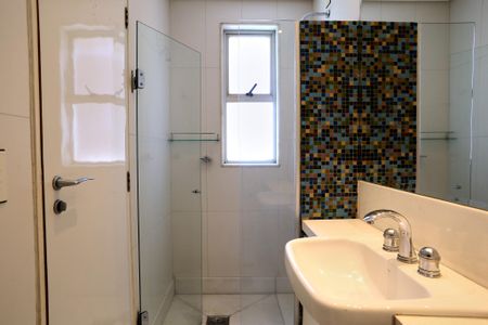 Apartamento à venda com 140m², 4 quartos e 3 vagas Apartamento à venda com 140m², 4 quartos e 3 vagasBanheiro da Suíte