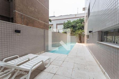 Apartamento à venda com 140m², 4 quartos e 3 vagasÁrea comum - Piscina