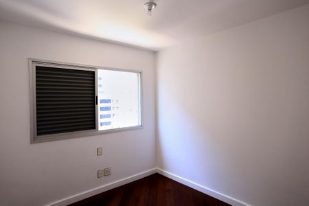 Apartamento à venda com 140m², 4 quartos e 3 vagas Apartamento à venda com 140m², 4 quartos e 3 vagasQuarto 1