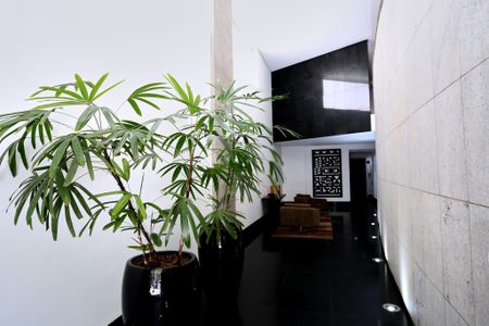 Apartamento à venda com 140m², 4 quartos e 3 vagas Apartamento à venda com 140m², 4 quartos e 3 vagasHall