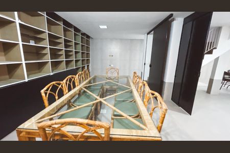 Casa para alugar com 500m², 4 quartos e NaN vagasÁrea comum - Salão de festas