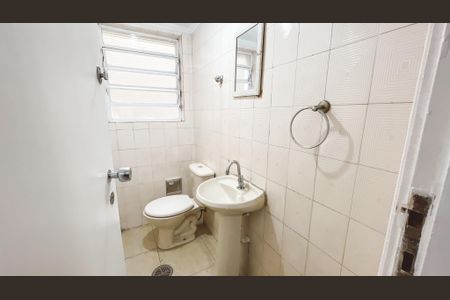 Casa para alugar com 500m², 4 quartos e NaN vagasGaragem - Banheiro